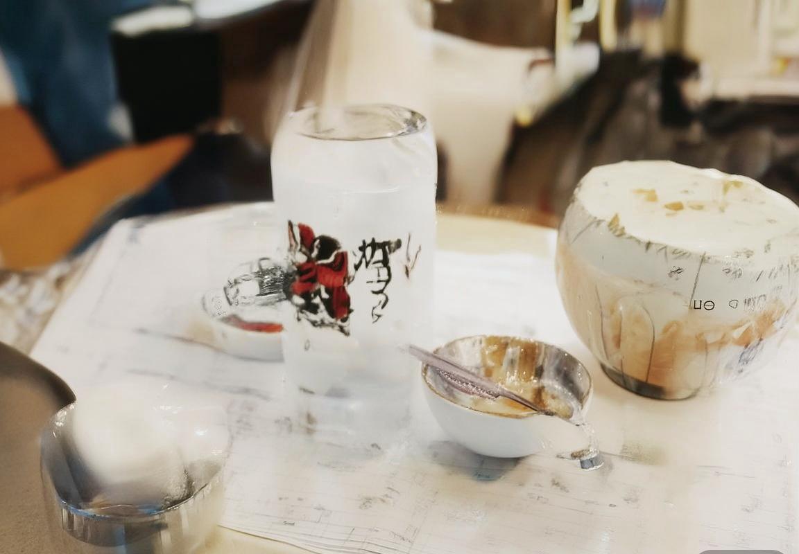 拜仁矿工下半场关键对决：技战术优劣解析及明星球员引领高潮(图3)